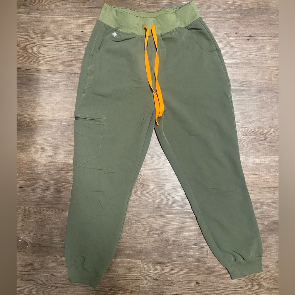 Moss figs Zamora high waisted jogger